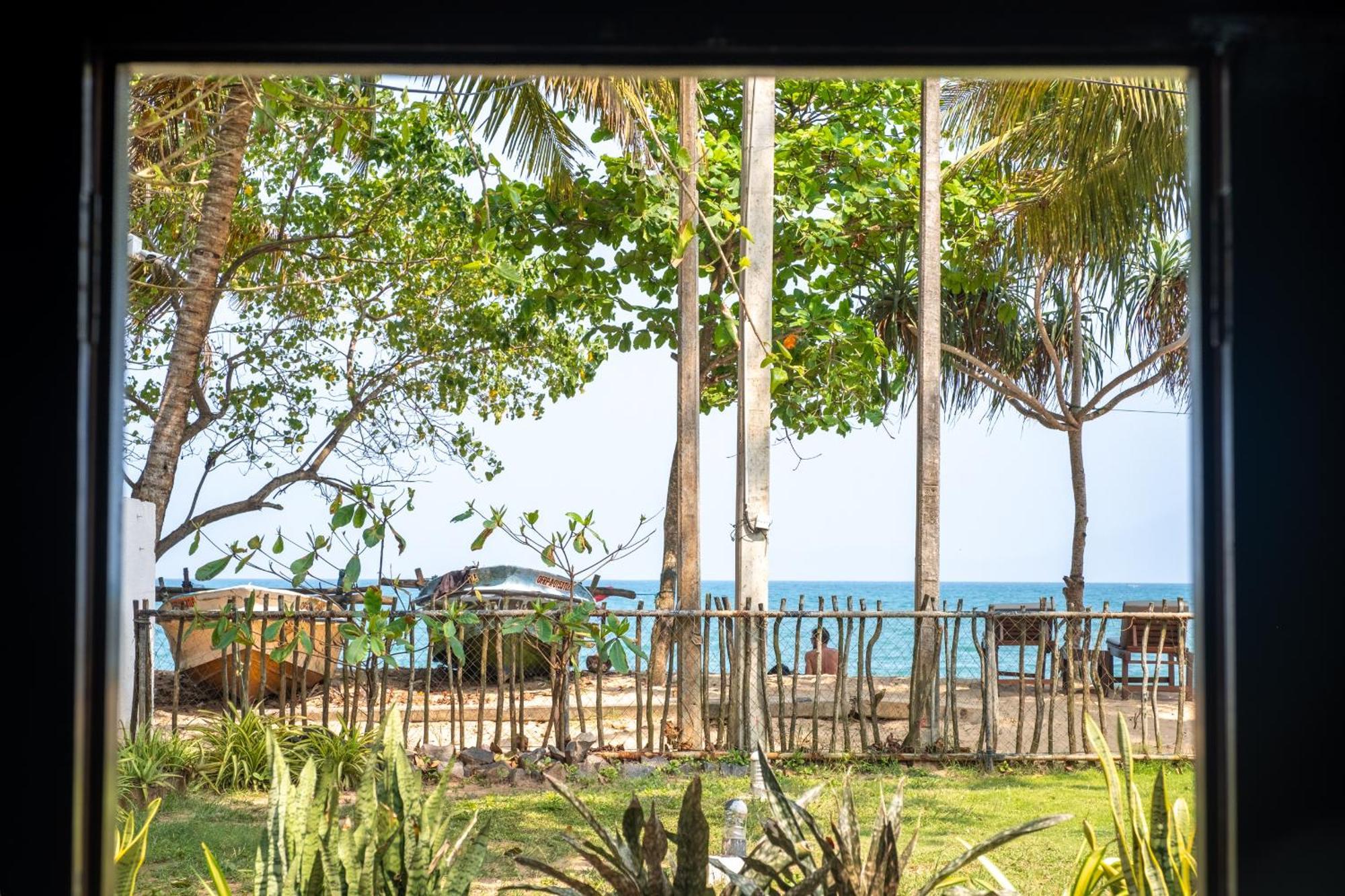Serenity Beach Cabanas Tangalle Exterior foto