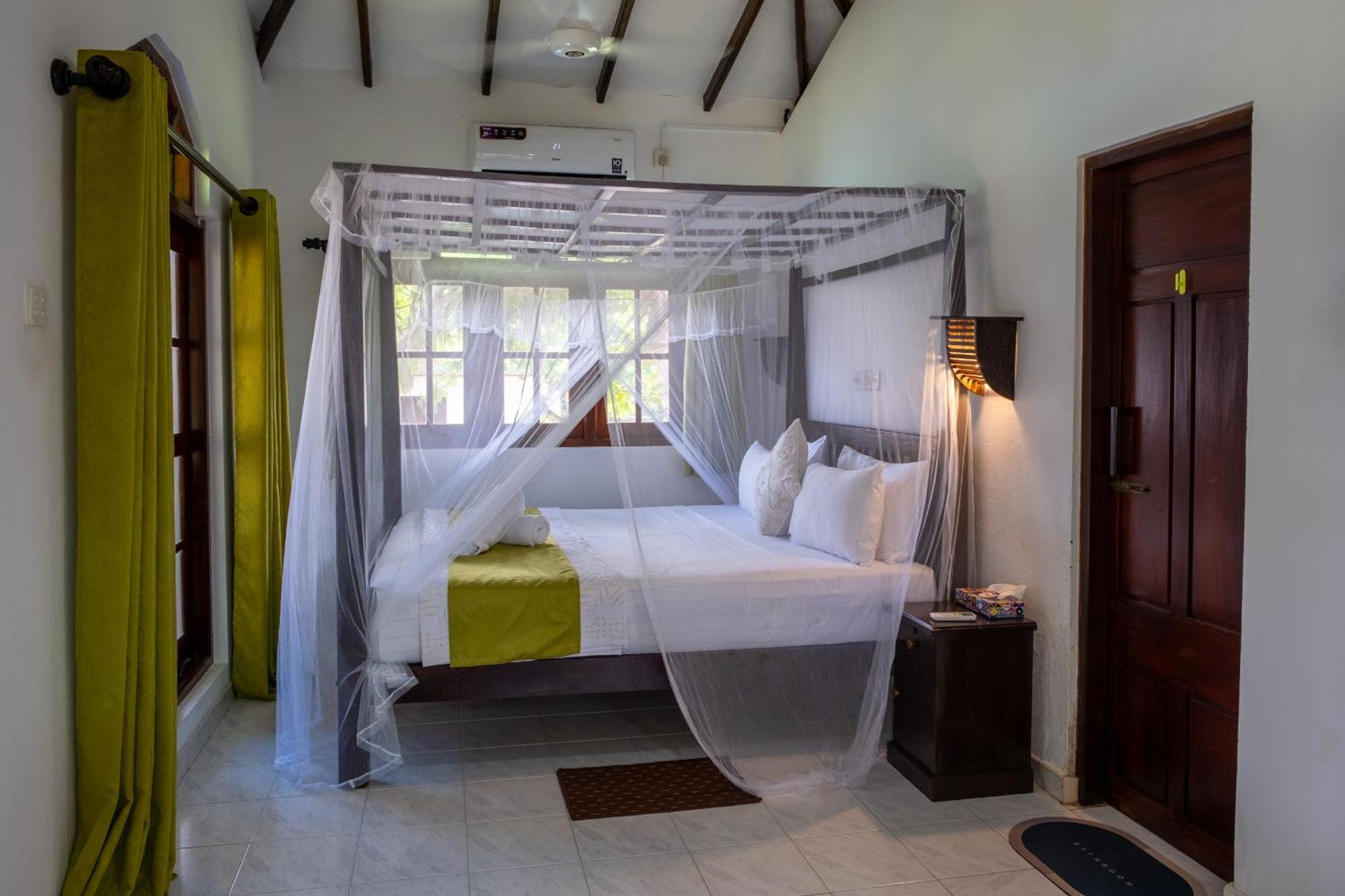 Serenity Beach Cabanas Tangalle Exterior foto